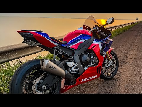Leia mais sobre o artigo A CBR 1000 RR-R TÁ DE VOLTA , INSTALEI O NOVO ESCAPAMENTO FULL