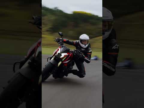 Leia mais sobre o artigo TESTE COMPLETO DA BAJAJ NS400Z